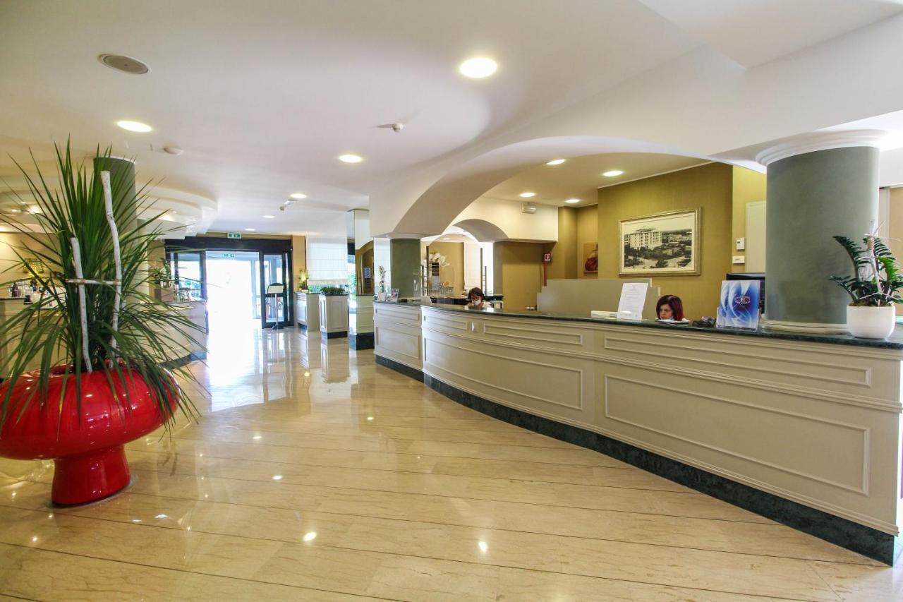 ביביונה Grand Hotel Esplanada מראה חיצוני תמונה